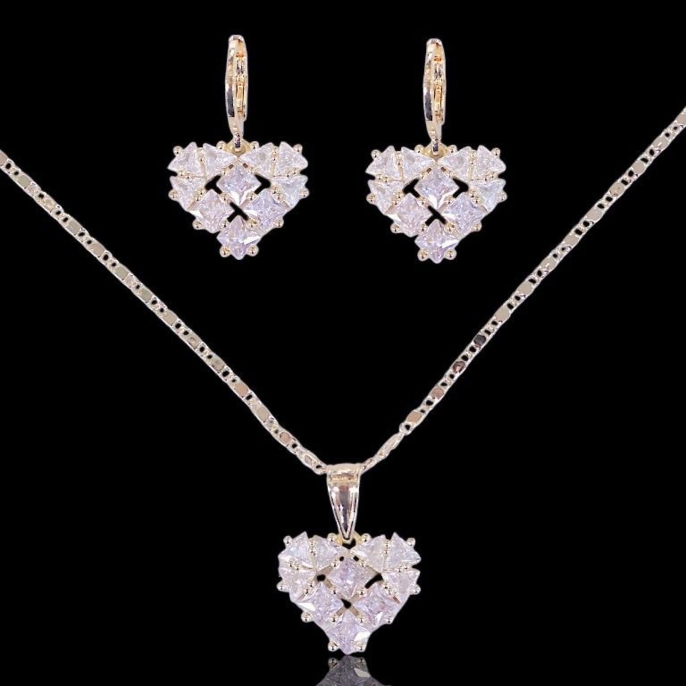 Elegant Gold Heart Jewelry Set